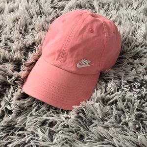 Nike 🧢